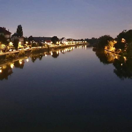 Ap101 Disneyland A 15 Min En Voiture, Lagny Au Coeur De Centre Ville, 30 Min A Paris En Voiture Exterior photo